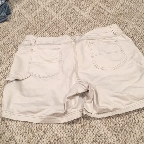 Shorts - Picture 4 of 4